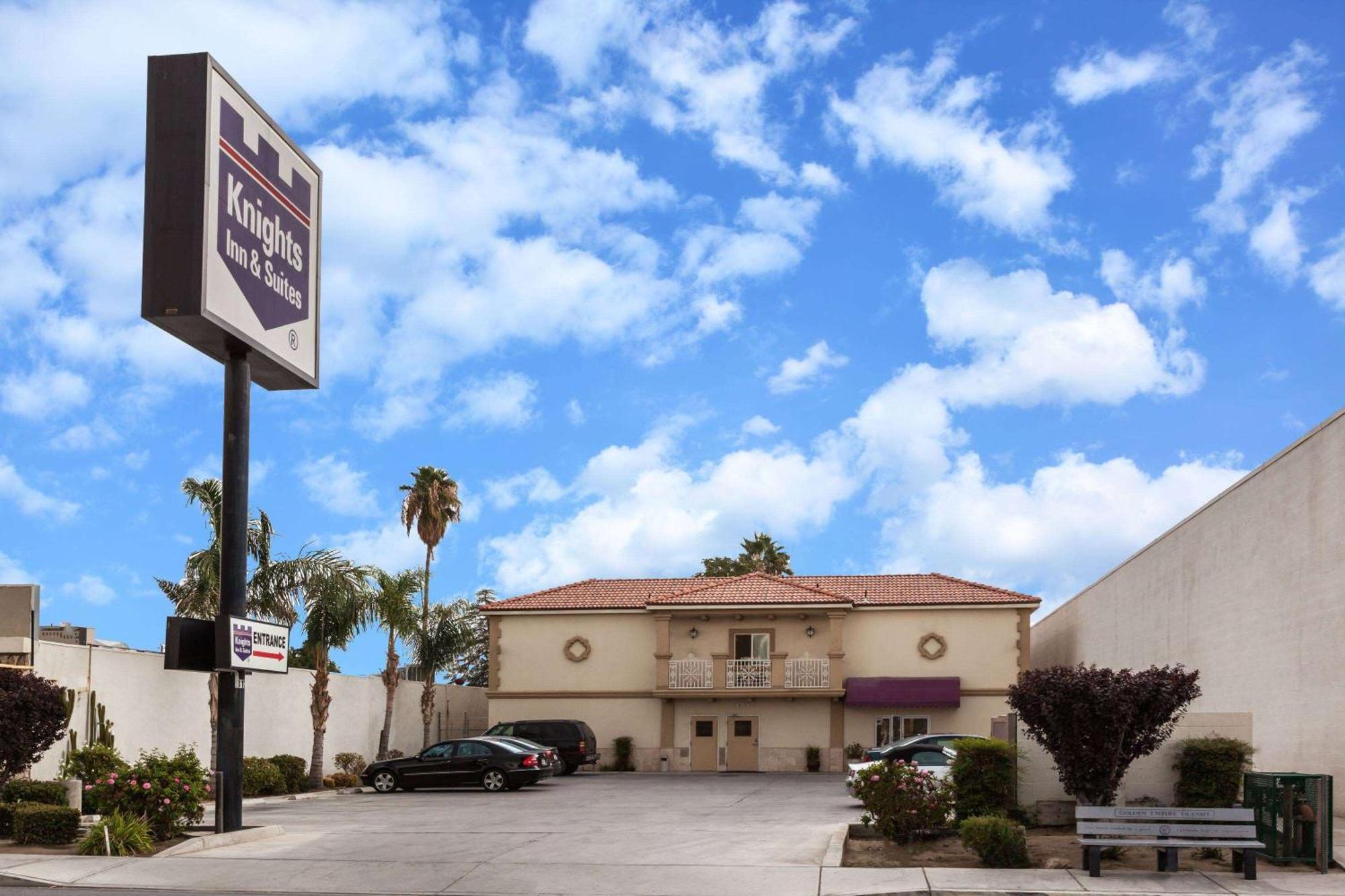 Howard Johnson By Wyndham Bakersfield Exteriér fotografie